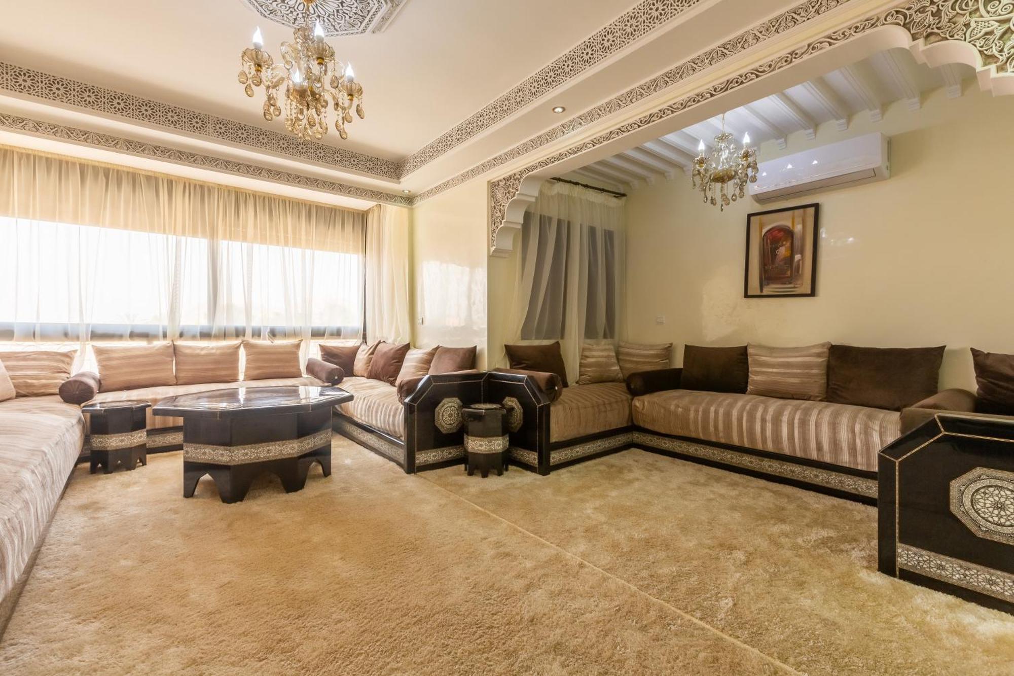 Elegant Downtown M Appartement